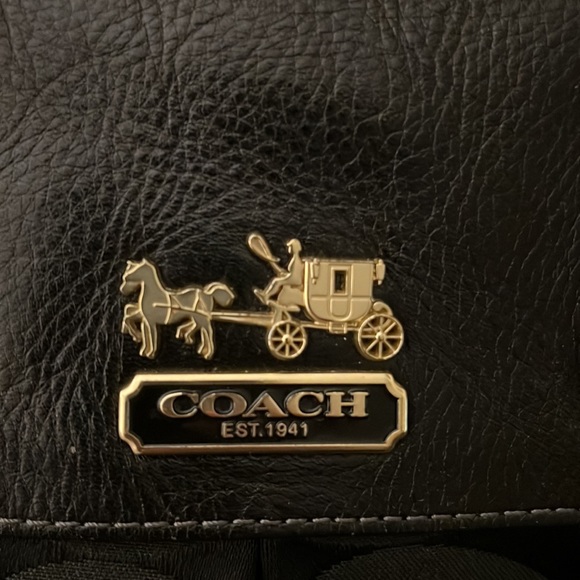 Coach - Picture 2 of 16